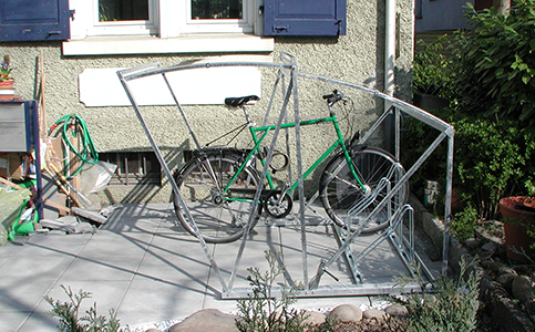 veloabstellanlagen_Bike-Roof-150_4054-Neuweilerstr-26-K
